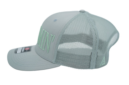 "MOMMIN" Hat - Parkerbuilt HQ