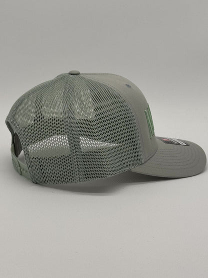 "MOMMIN" Hat
